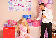 Vanessa Cage Brazzers car sex